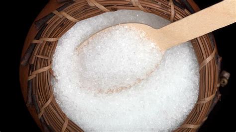 13 Wonderful Ways to Use Epsom Salts | HowStuffWorks