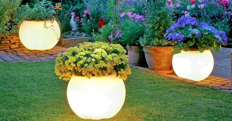 These Glow In the Dark Illuminated Planters Will Make Your Backyard ...