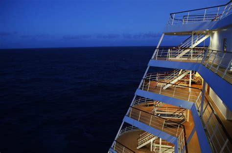 cropped-slider1-cruise-ship-deck-view-1536×1020-1-1.jpg – 泛网科技-邮轮信息专家！