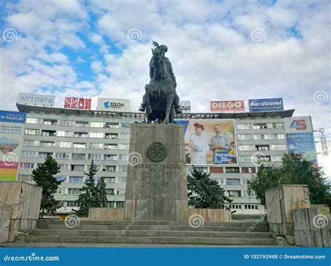 Mihai Viteazu Statue from Cluj-Napoca Editorial Stock Photo - Image of ...