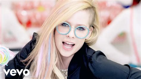 Avril Lavigne - Hello Kitty (Official Video) - YouTube