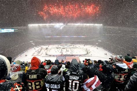 Photos: Blackhawks-Penguins outdoor game in Soldier Field - The Hockey News