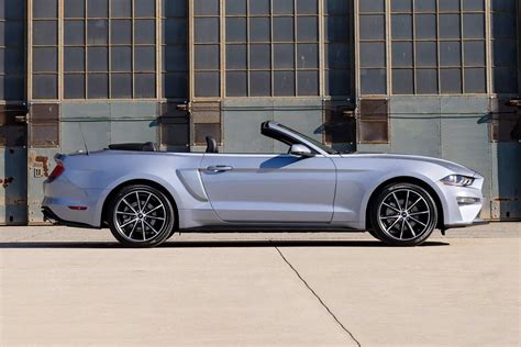 2022 Ford Mustang EcoBoost Premium Convertible Review