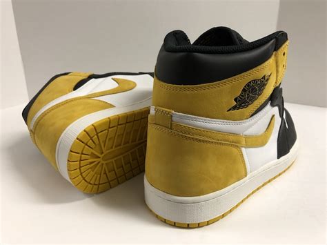 Buy Authentic Nike Air Jordan 1 Retro "Yellow Ochre" (2018) | 555088-109