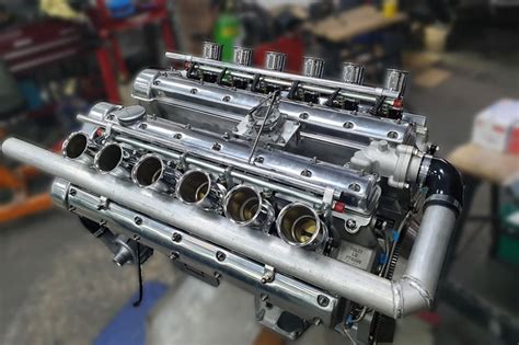 V12 Into an XJ220: Ultimate Jaguar Engine Swap? - JaguarForums