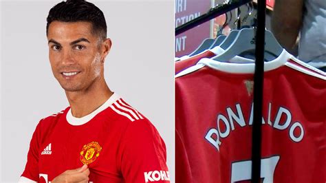 Cristiano Ronaldo: New Manchester United No 7 smashes shirt sale record ...