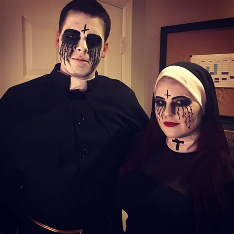 Couples scary priest and nun Halloween costume | Couple halloween ...