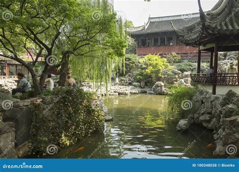 Classic Chinese Architecture in Yu Garden in Shanghai, China Editorial ...