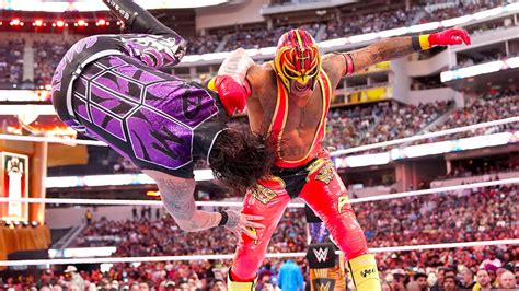 Rey Mysterio vs. Dominik Mysterio: WrestleMania 39 Saturday Highlights ...