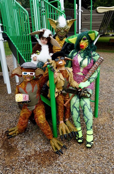 Gremlins Family Costumes | Family halloween costumes, Halloween crafts ...