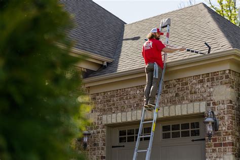 Gutter Cleaning | Fish Window Cleaning