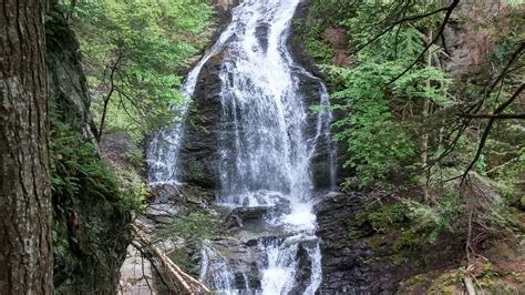 Stowe, Vermont Hikes: Moss Glen Falls | Go Stowe