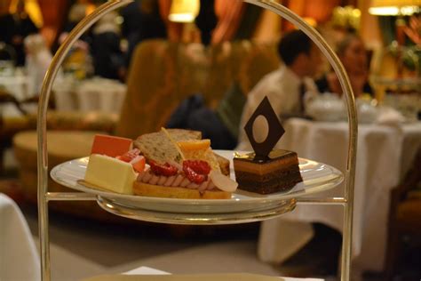 18 - Review: Afternoon tea at the Dorchester Hotel | CATCH52