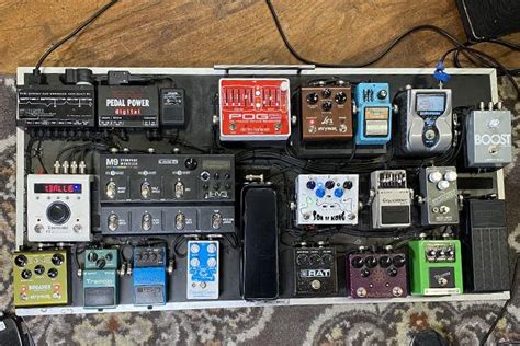 Rig Rundown: Tom Bukovac | Guitar gear, Guitar rig, Pedalboard