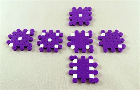 Easy 3D Perler Bead Project: Perler Bead Dice Tutorial – Krysanthe