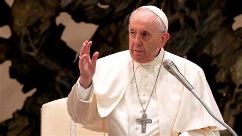 Overcome the 'vague din' by speaking from the heart, urges Pope Francis ...