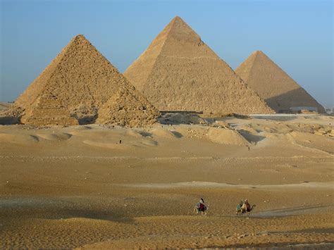 Great Pyramid of Giza Historical Facts and Pictures | The History Hub