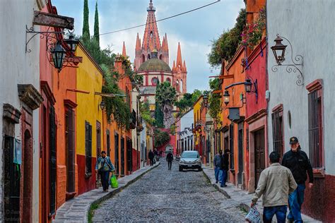 Driving Through Mexico | Explore 3 Gorgeous, Historic Mexican Cities