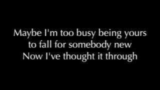 Arctic Monkeys - Do I Wanna Know? LYRICS Chords - Chordify