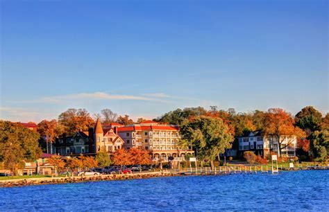 Hotel on the lake at Lake Geneva, Wisconsin image - Free stock photo ...