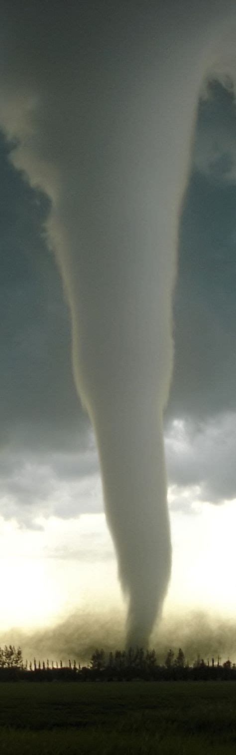 F5 tornado near Ellie Manitoba. 2007 | Nature, Mother nature, Tornadoes