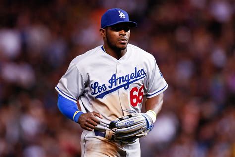 Dodgers Video: Yasiel Puig Throws Out Darwin Barney At Second Base