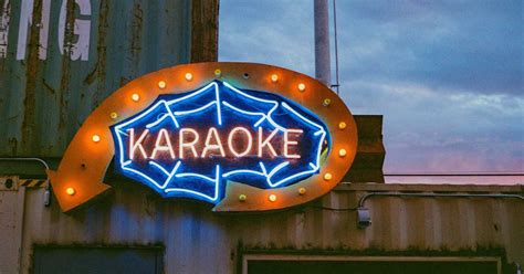 Here Are The 50 Best Country Karaoke Songs of All Time