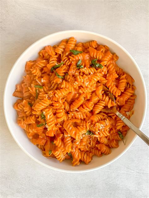 Kat Ashmore's Spicy Fusilli Pasta with Tomato Cream