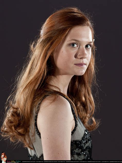 Ginevra "Ginny" Weasley Photo: ginny's beauty | Ginny weasley, Harry ...