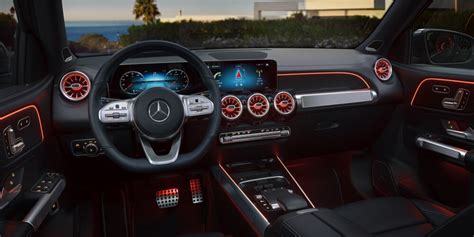 2023 Mercedes-Benz GLB Interior | Mercedes-Benz Surrey