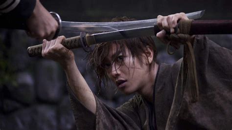 Understanding Rurouni Kenshin: The basics of Kenshin’s unusual reverse ...