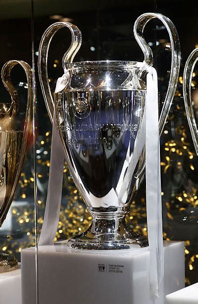 Real Madrid Display Their Champions League Trophies Photos and Images ...