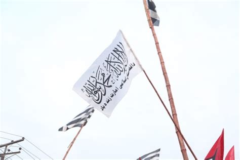 Islamabad police taunted as Jamia Hafsa hoists Taliban flag - The Statesman