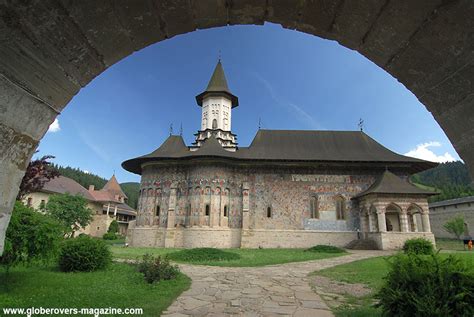 #25 - Bucovina Monasteries, ROMANIA | Globerovers Magazine