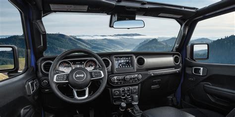 2023 Jeep Wrangler Interior | Superior Dodge Chrysler Jeep Ram Of ...