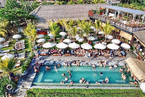 Uluwatu beach club — Top 5 most beautiful & best beach club in Uluwatu ...