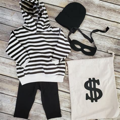 Robber Costume in 2022 | Robber costume, Bank robber costume, Black ...