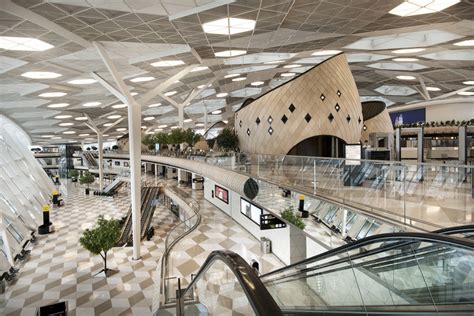 Heydar Aliyev International Airport Baku / Autoban | ArchDaily