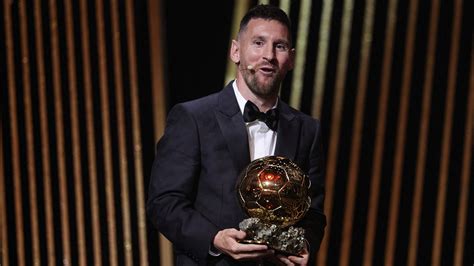 Lionel Messi Presents Eighth Ballon d'Or to Barcelona Despite PSG Stint