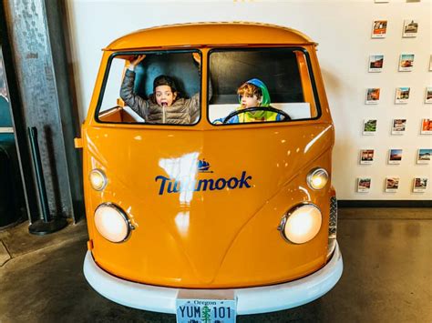 Tillamook Cheese Factory Tour: This is What You Need to Know | The ...