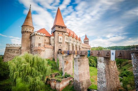 Most Beautiful Castles to Visit in Romania