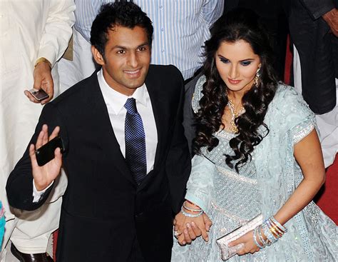 Sania Mirza – Shoaib Malik officially DIVORCED: Reports - IBTimes India