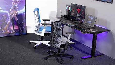 Cozy Gaming Desk Setup Essentials With Cozy Design | Blog Name