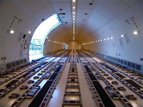 Boeing 747-8 Freighter Interior / Take A Look Inside Ups Newest Biggest ...