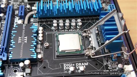 How to install intel CPU on a Motherboard - YouTube