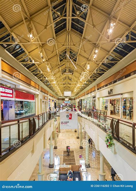 Interior View of the Penn Square Mall Editorial Photography - Image of ...