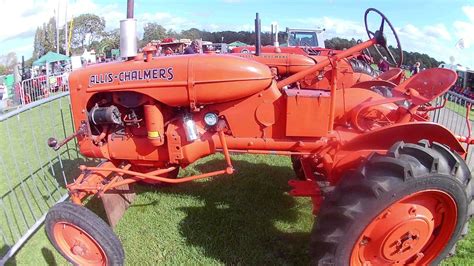 Classic Allis Chalmers Model B tractor - YouTube