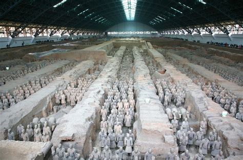 Why Archeologists Are Too Scared To Open The Tomb Of China's First ...