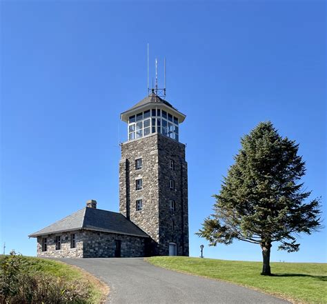 Quabbin Lookout Tower // 1940 – Buildings of New England