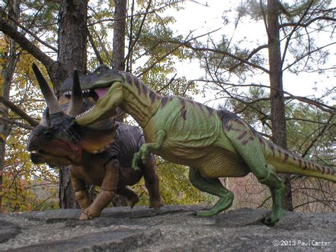 T-Rex VS Triceratops by Carnosaur on DeviantArt